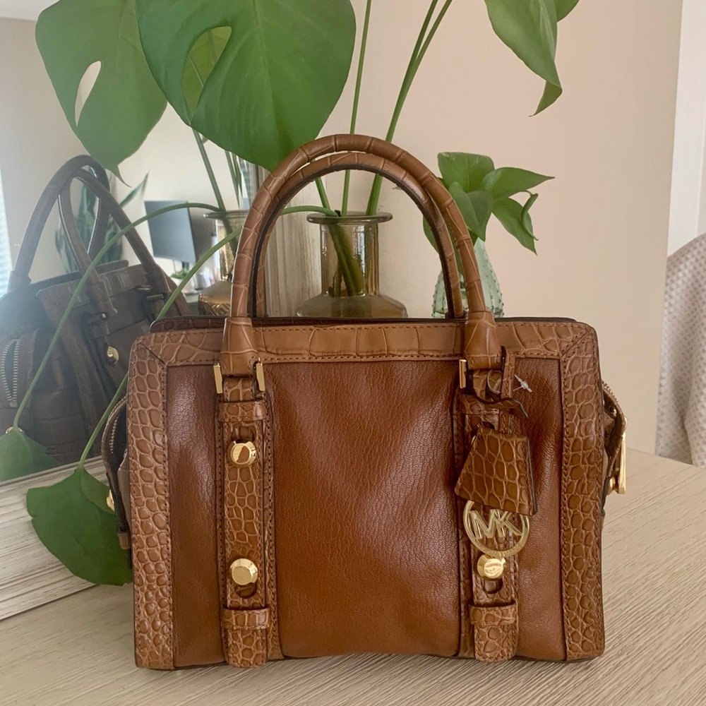 Michael Kors Alligator Crossbody/ Shoulder bag
